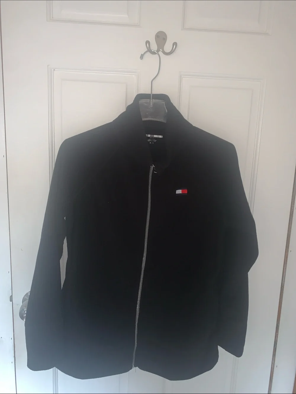 Tommy Hilfiger Black Zip-Front women’s Jacket with Signature Flag - Picture 3 of 3
